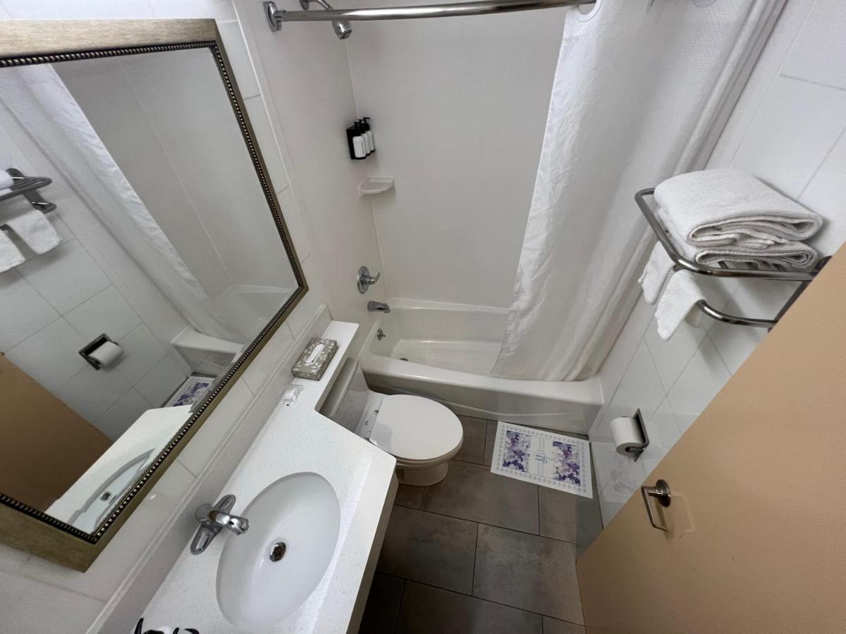 Atlantic Motor Inn Нью-Йорк Экстерьер фото